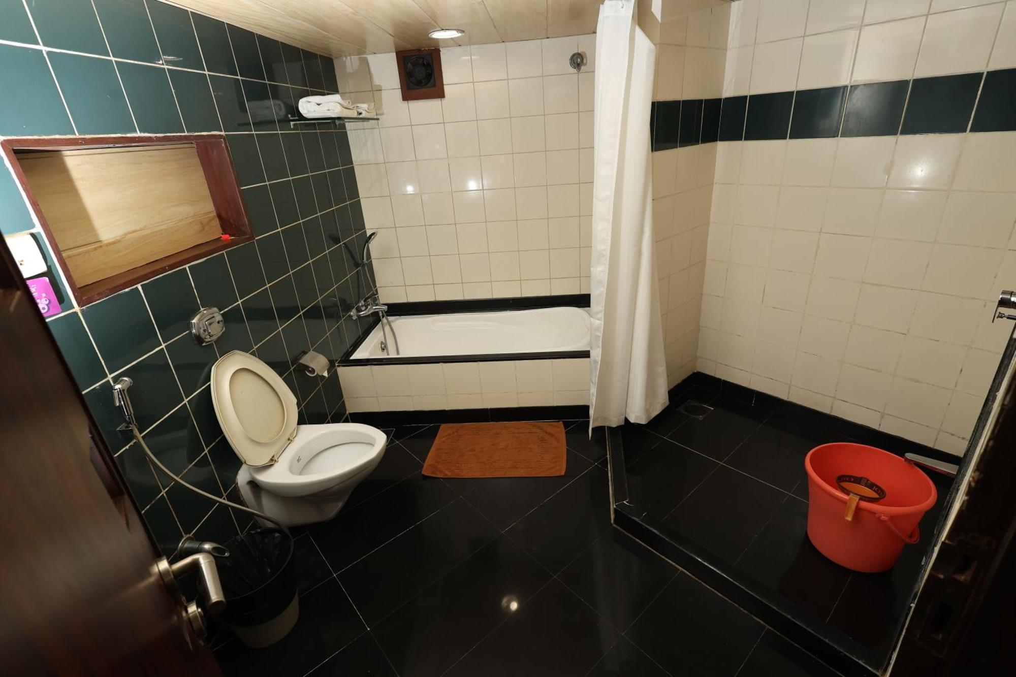 Quaint Suites Hotel & Banquet Mumbai Exterior foto